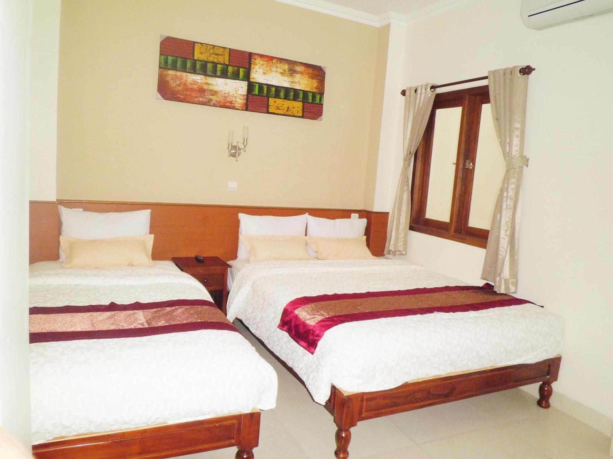Hotel Vala Pakualaman Εξωτερικό φωτογραφία