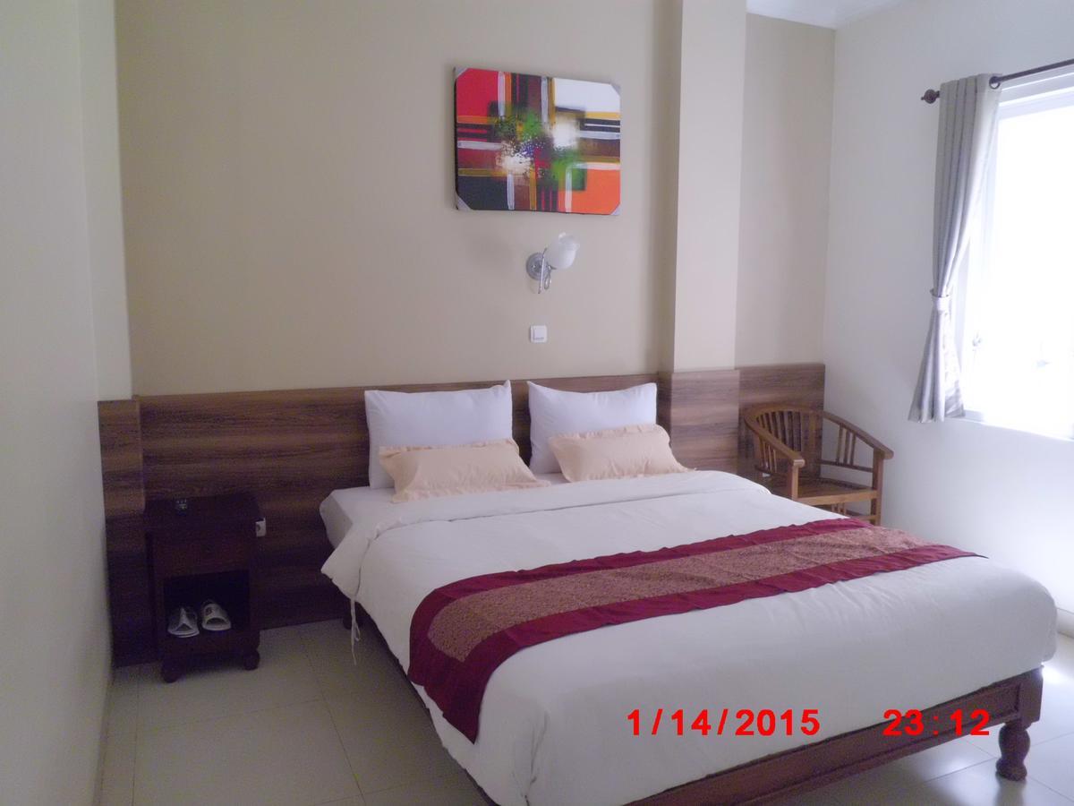 Hotel Vala Pakualaman Εξωτερικό φωτογραφία